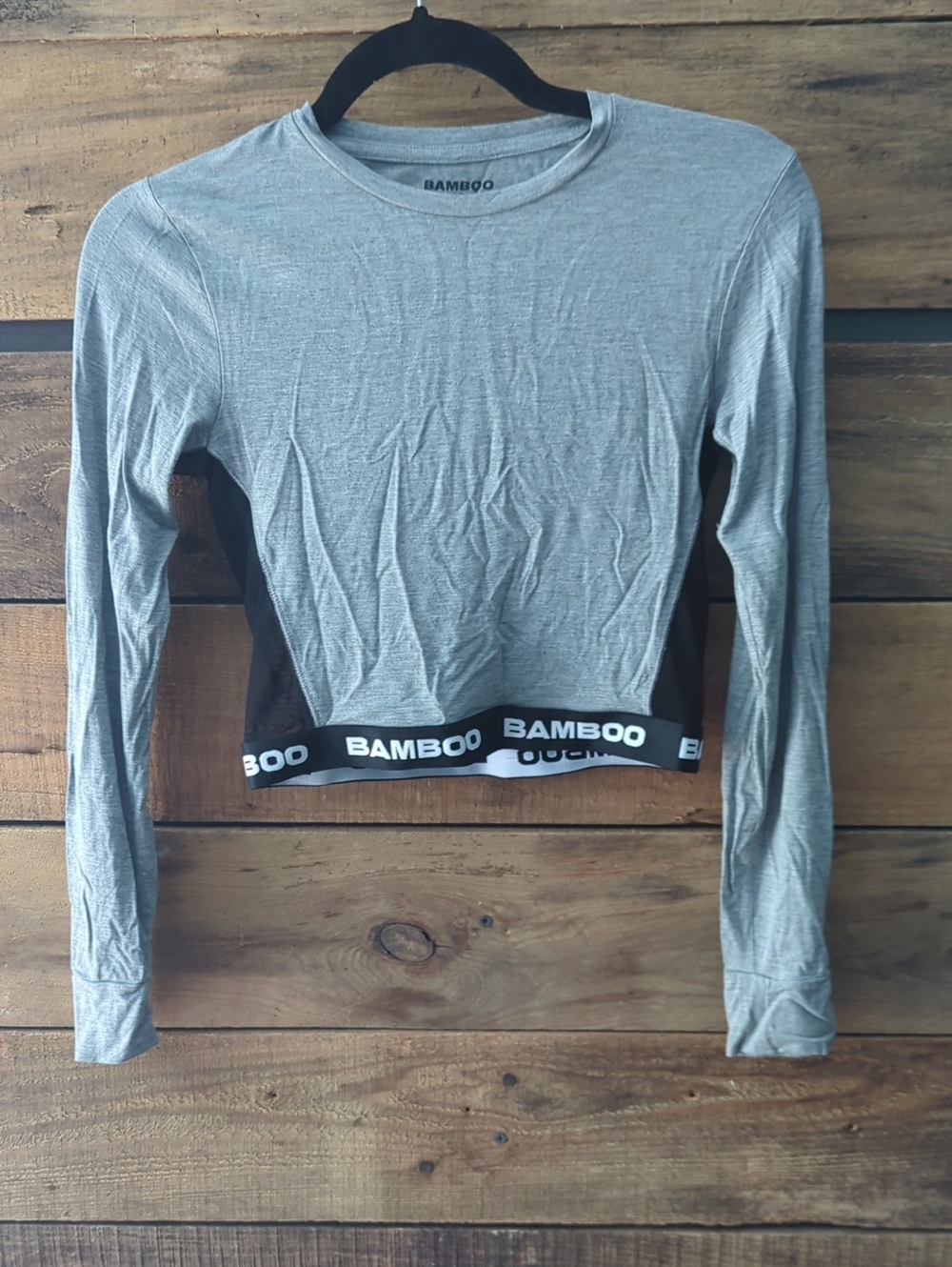 BAMBOO Gray Long-Sleeve Cropped Logo Band Top
